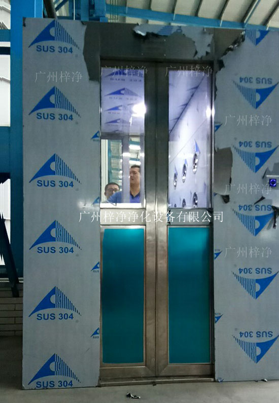 自動平移門風淋間功能可選自動感應、手動控制兩種。